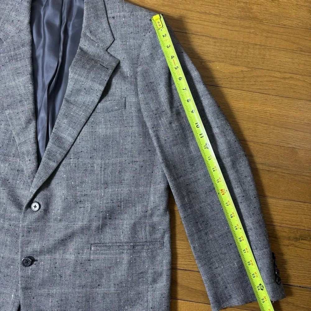 Hickey Freeman Men's 44R Black Windowpane Plaid‎ Silk Wool Two Button Blazer